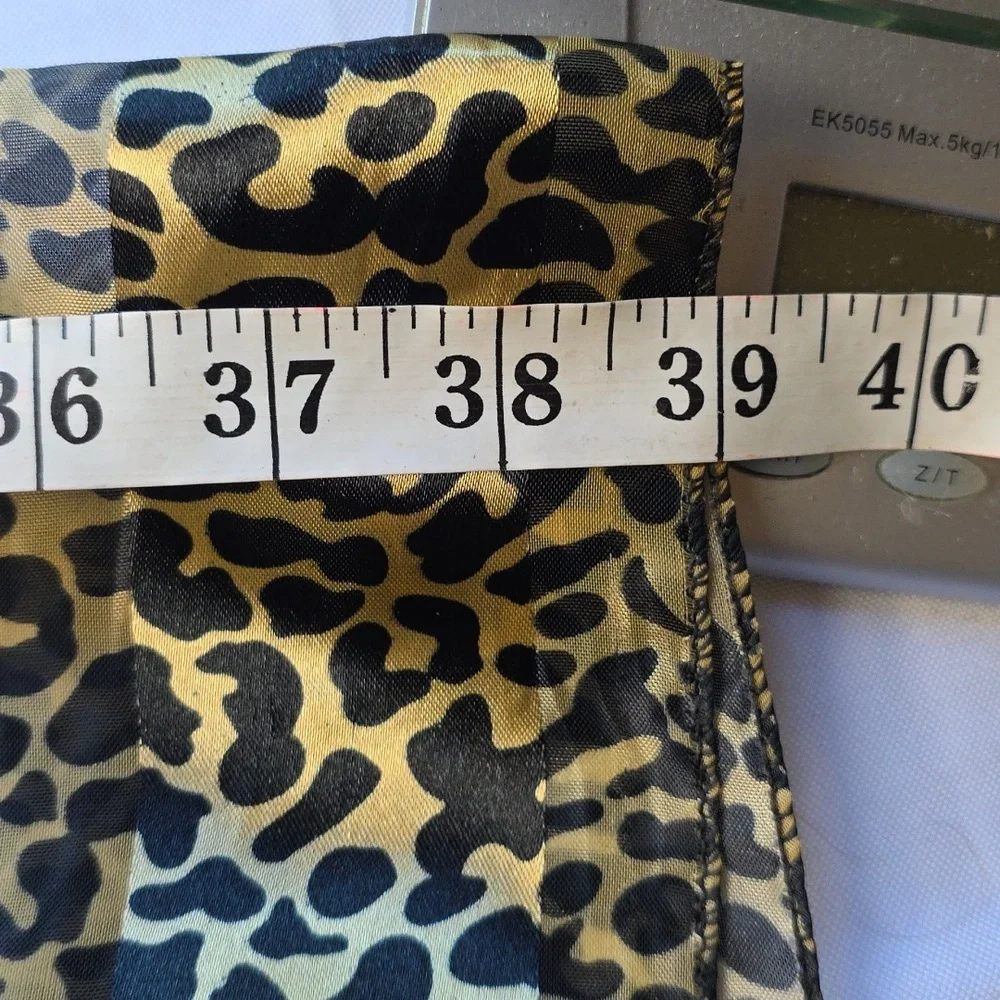 Gold and Black‎ Animal Print Scarf Satiny Cheetahs Tigers Square 40in. EUC